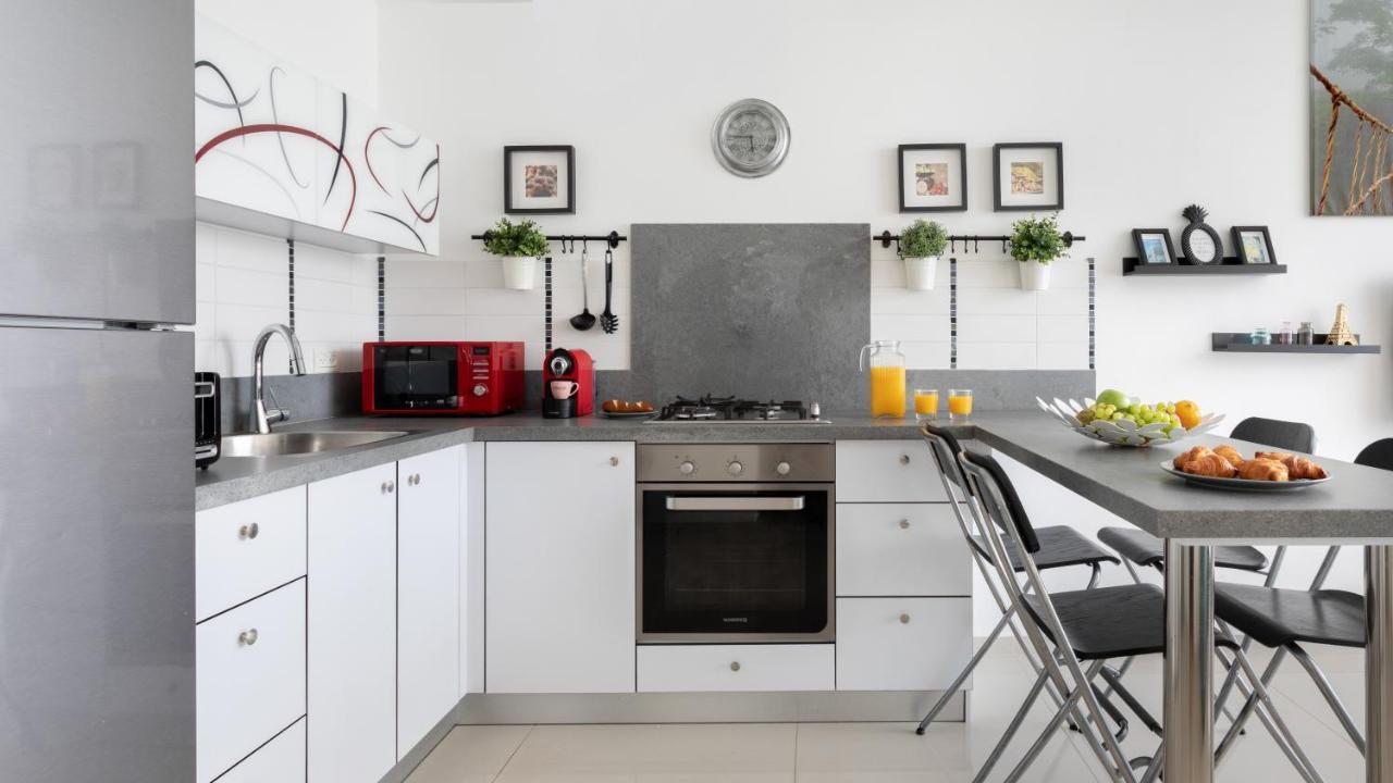 תל אביב Stylish 1Br Flat For 4 Ppl In Allenby By Holyguest מראה חיצוני תמונה