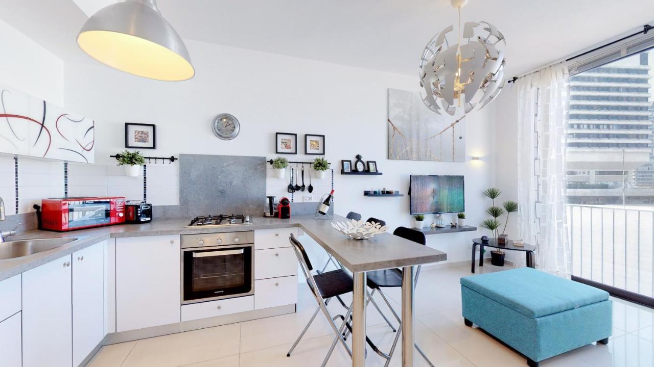 תל אביב Stylish 1Br Flat For 4 Ppl In Allenby By Holyguest מראה חיצוני תמונה